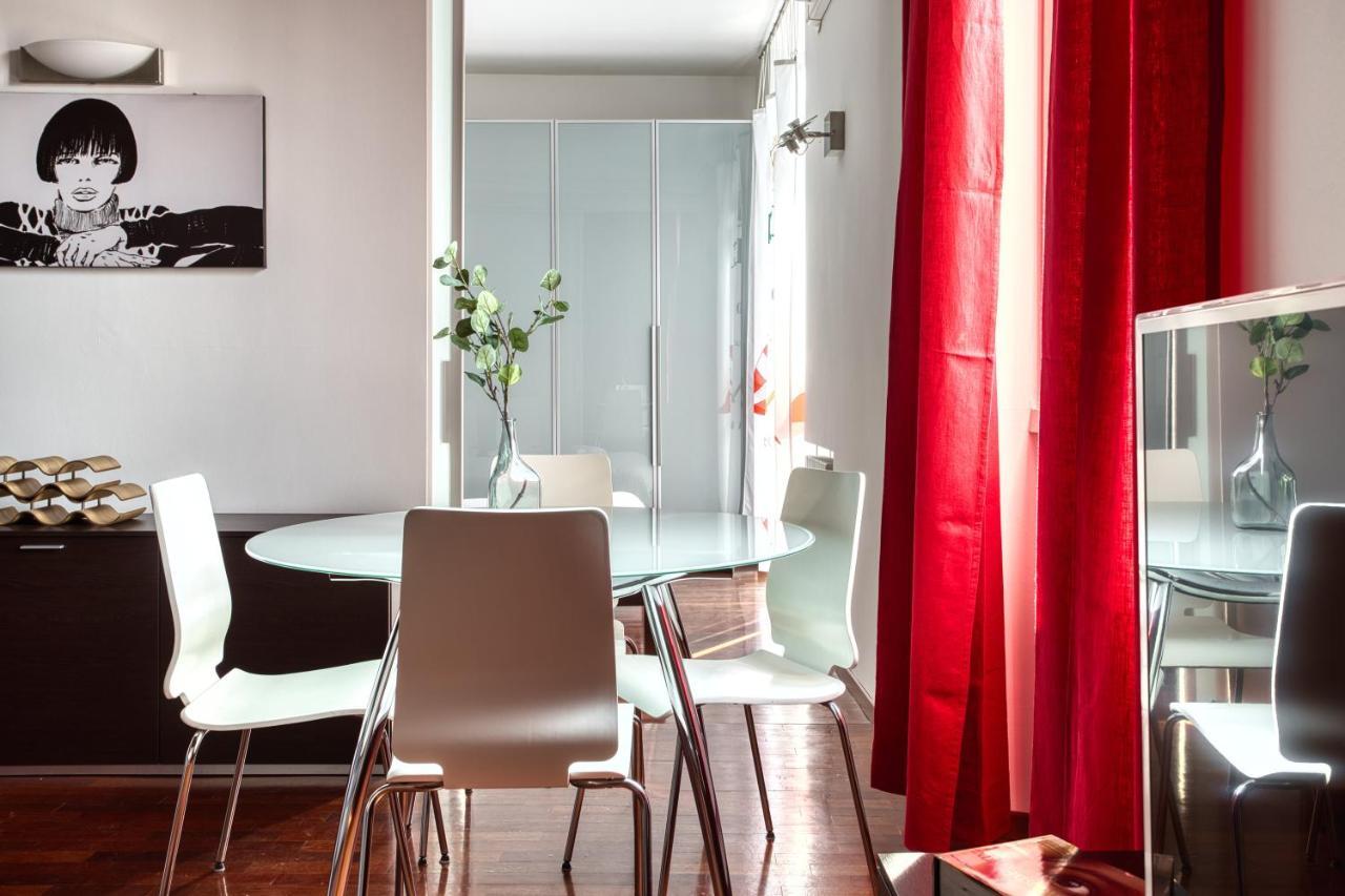 Joivy Charming Apartment In The Heart Of Isola District Милано Екстериор снимка