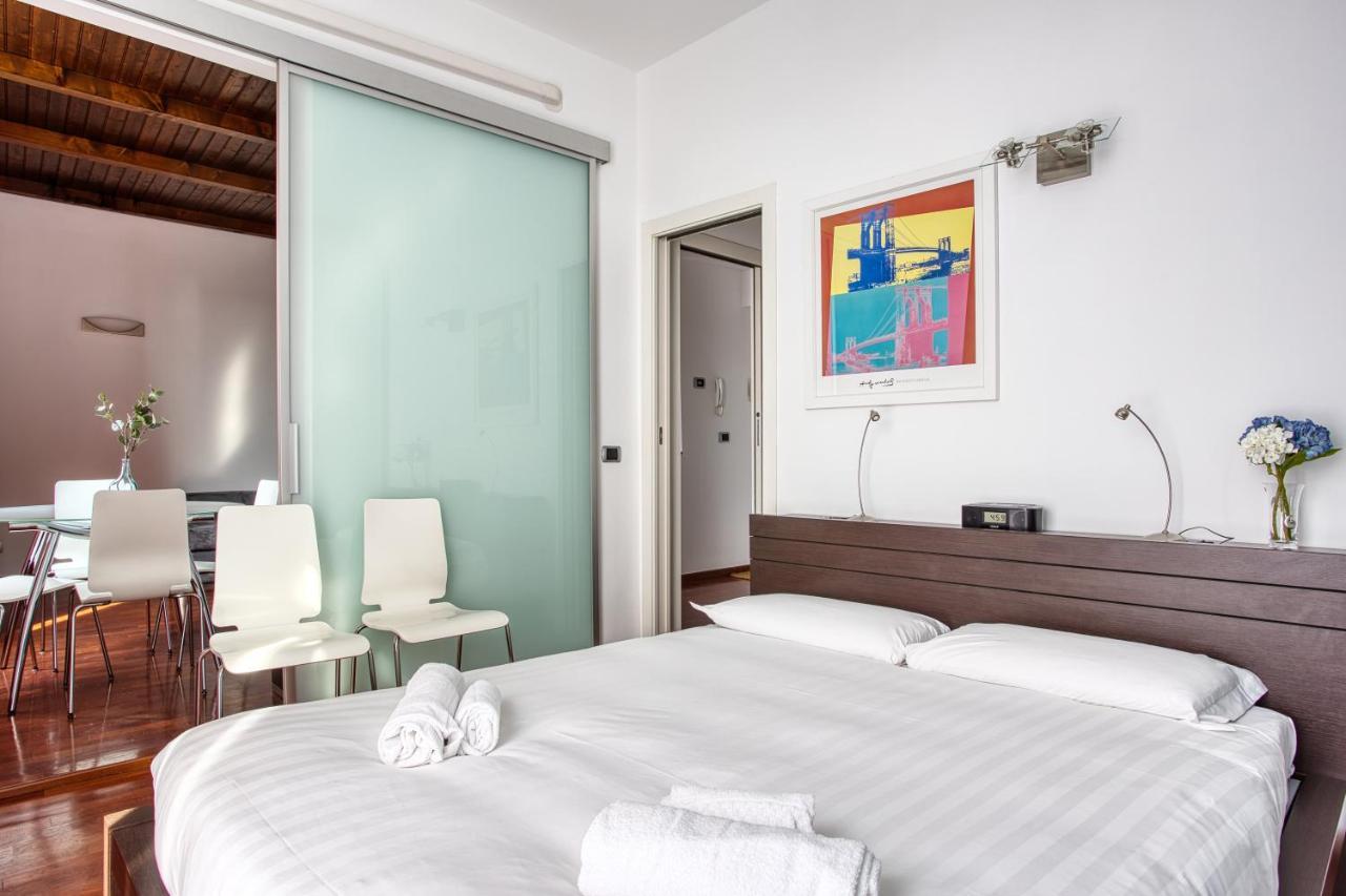 Joivy Charming Apartment In The Heart Of Isola District Милано Екстериор снимка